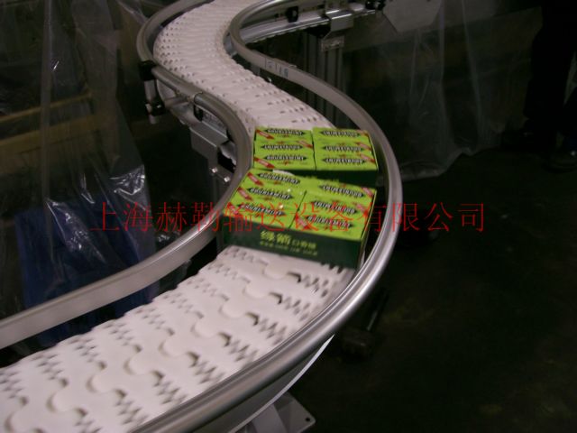 柔性鏈板能停止高精度的運動，其各鏈節(jié)的磨損伸長平均，能保持十分高的運動精度。